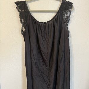 Amanda Rich Silky Lace Night Gown- Large